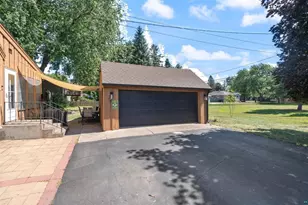 2 Royalton Rd, Superior, WI 55880 - Photo 9