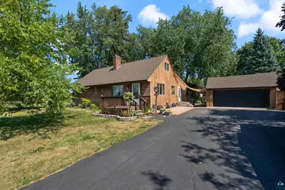 2 Royalton Rd, Superior, WI 55880 - Photo 1