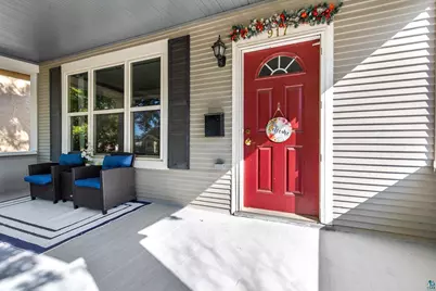 917 N 21st St, Superior, WI 54880 - Photo 3