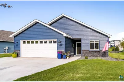 33 Billings Ln, Superior, WI 54880 - Photo 1