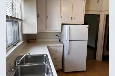 2331 E 10th St, Superior, WI 54880 - Photo 13