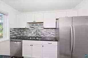 5729 Oakes Ave, Superior, WI 54880 - Photo 7