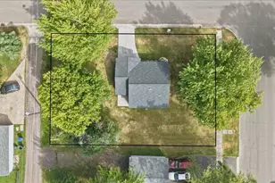 5729 Oakes Ave, Superior, WI 54880 - Photo 3