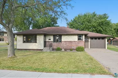 1627 Missouri Ave, Superior, WI 54880 - Photo 1