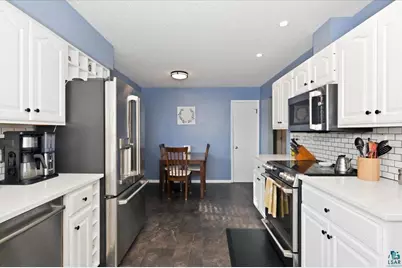 1627 Missouri Ave, Superior, WI 54880 - Photo 15