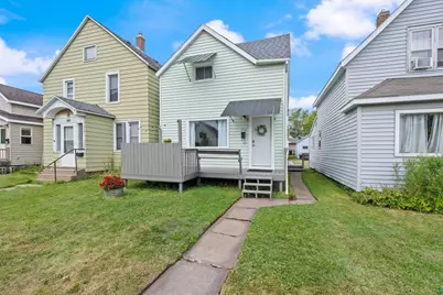 1713 Iowa Ave, Superior, WI 54880 - Photo 1