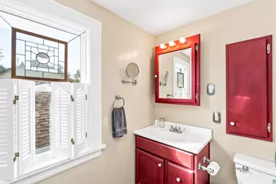 1006 N 19th St, Superior, WI 54880 - Photo 31