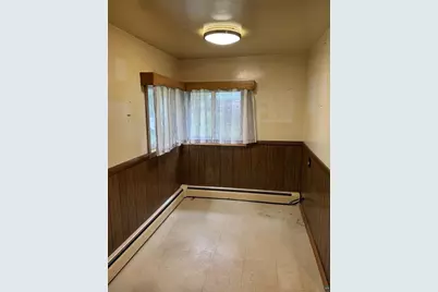 1611 Washington Ave, Superior, WI 54880 - Photo 9
