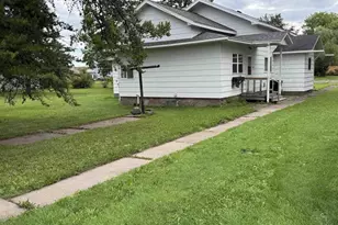 1611 Washington Ave, Superior, WI 54880 - Photo 3