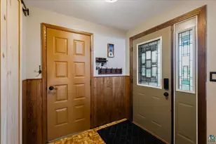 2010 E 10th St, Superior, WI 54880 - Photo 5