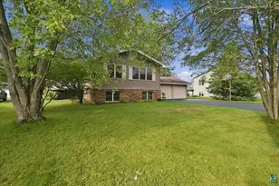 2010 E 10th St, Superior, WI 54880 - Photo 3