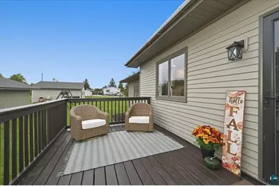 2203 E 14th St, Superior, WI 54880 - Photo 33