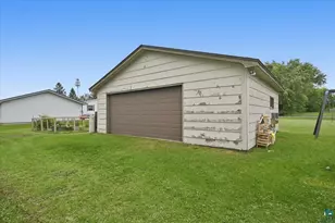 2203 E 14th St, Superior, WI 54880 - Photo 37