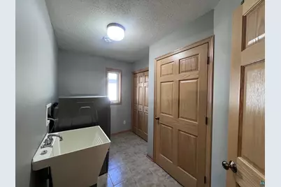 38 Billings Ln, Superior, WI 54880 - Photo 33