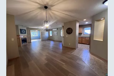 38 Billings Ln, Superior, WI 54880 - Photo 11