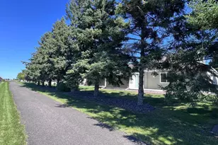 38 Billings Ln, Superior, WI 54880 - Photo 7
