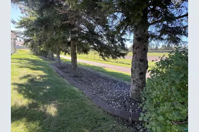 38 Billings Ln, Superior, WI 54880 - Photo 5