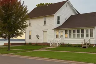 1218 &amp 1222 Lake Shore Dr W, Ashland, WI 54806 - Photo 3