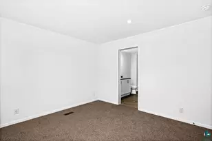 2309 E 11th St, Superior, WI 54880 - Photo 15