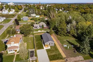 2309 E 11th St, Superior, WI 54880 - Photo 21