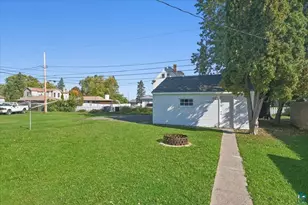 1619 E 4th St, Superior, WI 54880 - Photo 47