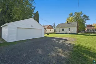 1619 E 4th St, Superior, WI 54880 - Photo 49