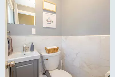 1007 E 4th St, Superior, WI 54880 - Photo 11