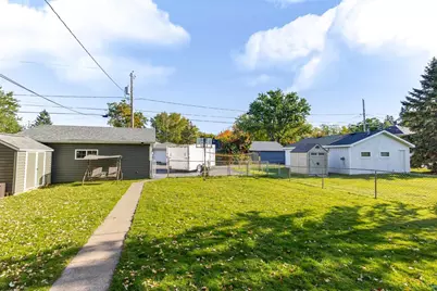 1007 E 4th St, Superior, WI 54880 - Photo 29