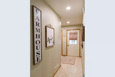2110 E Carnegie St, Superior, WI 54880 - Photo 29