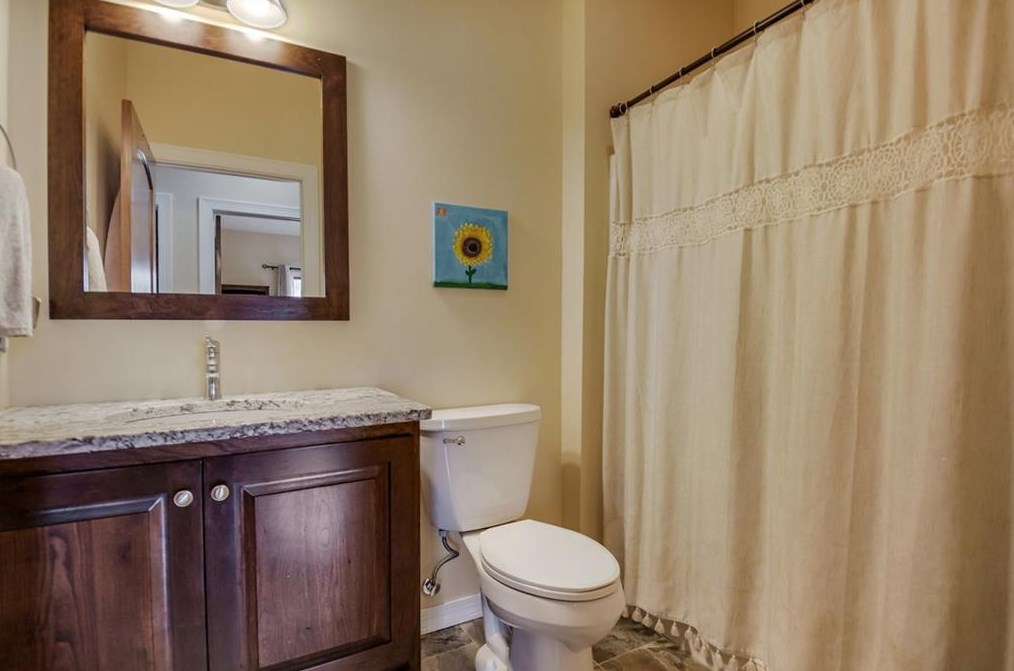 4655 Oakwood Hills Pkwy, Eau Claire WI  54701-7784 exterior