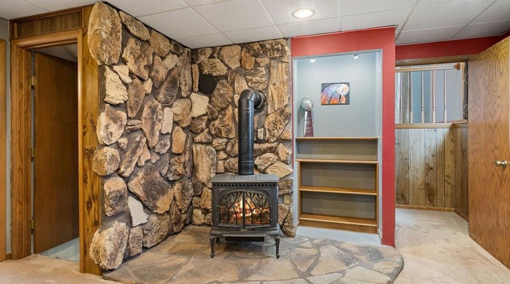 710 Kimberly Dr, Eau Claire WI  54703-0638 exterior