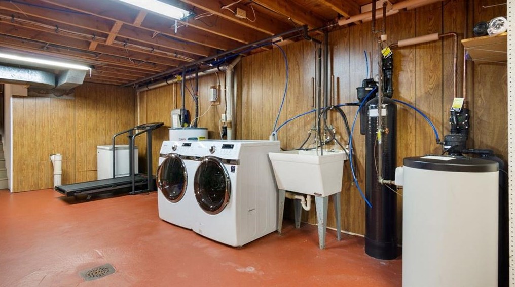 710 Kimberly Dr, Eau Claire WI  54703-0638 exterior