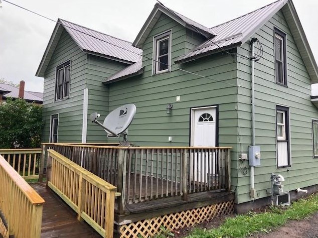 412 Lincoln St, Augusta WI  54722-9266 exterior