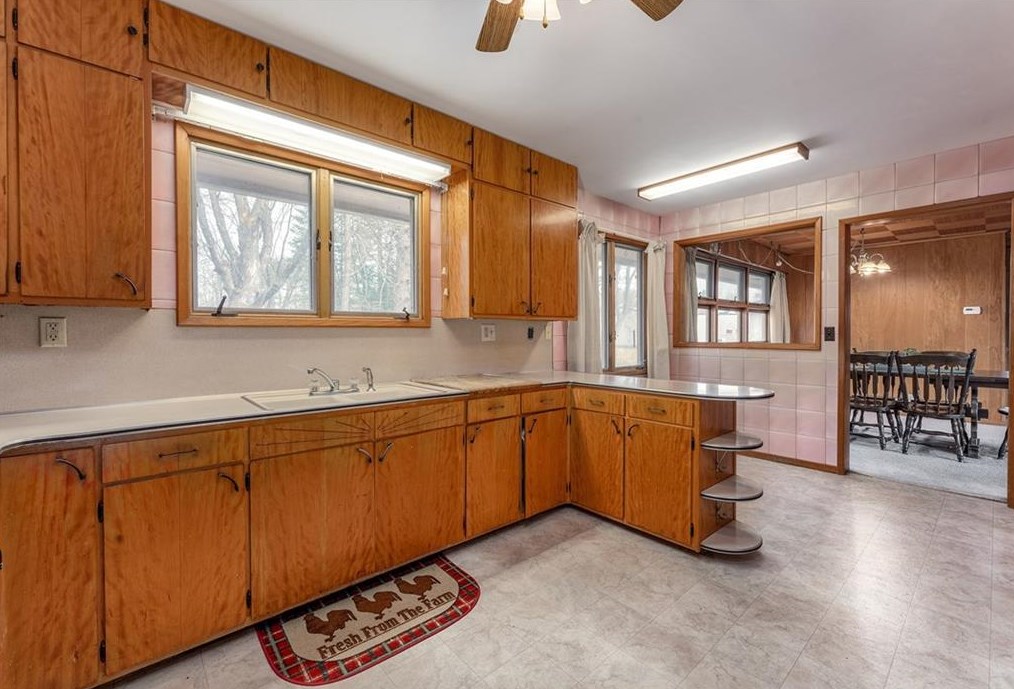 717 Park Ave, Eau Claire WI  54729-3508 exterior