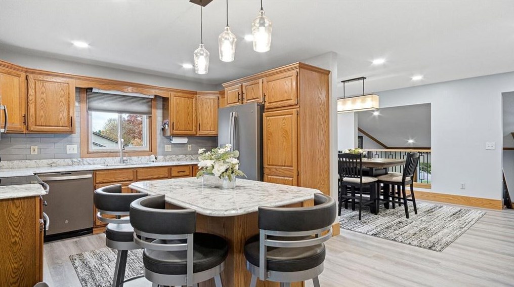 4737 Palmer Ln, Eau Claire WI  54701-7960 exterior