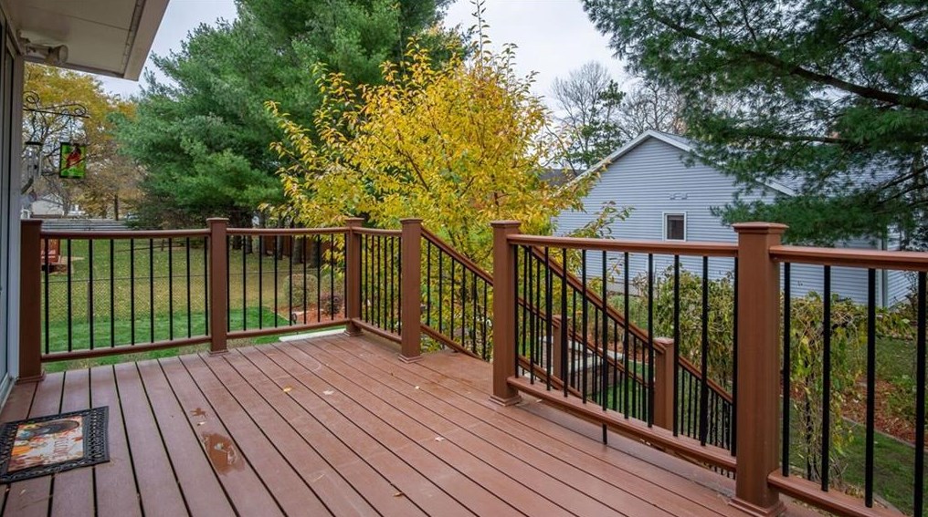 4737 Palmer Ln, Eau Claire WI  54701-7960 exterior