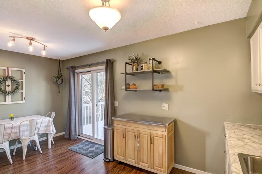 4702 Puttor Dr, Eau Claire WI  54701-7929 exterior