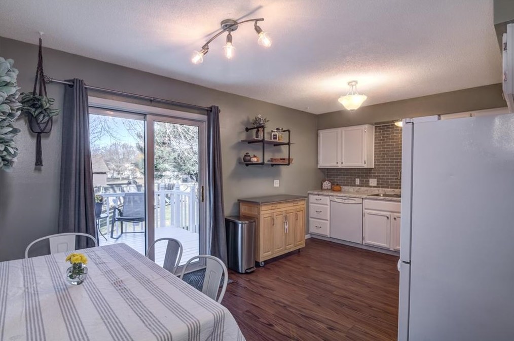 4702 Puttor Dr, Eau Claire WI  54701-7929 exterior