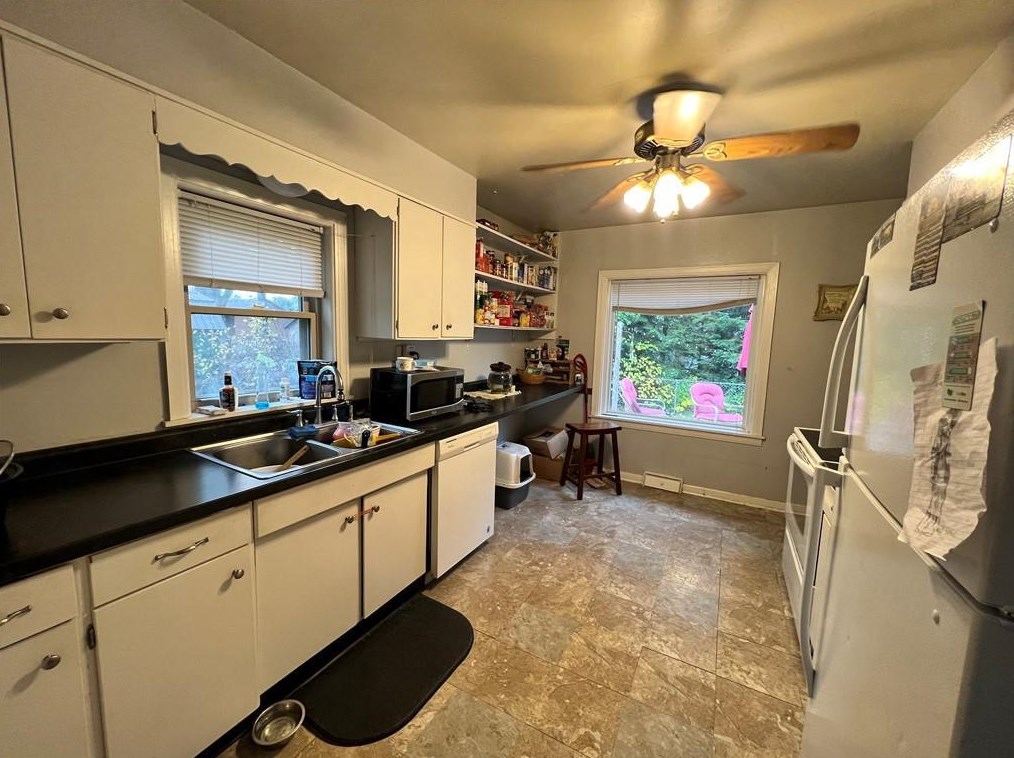 3358 Rudolph Rd, Eau Claire WI  54701-7536 exterior