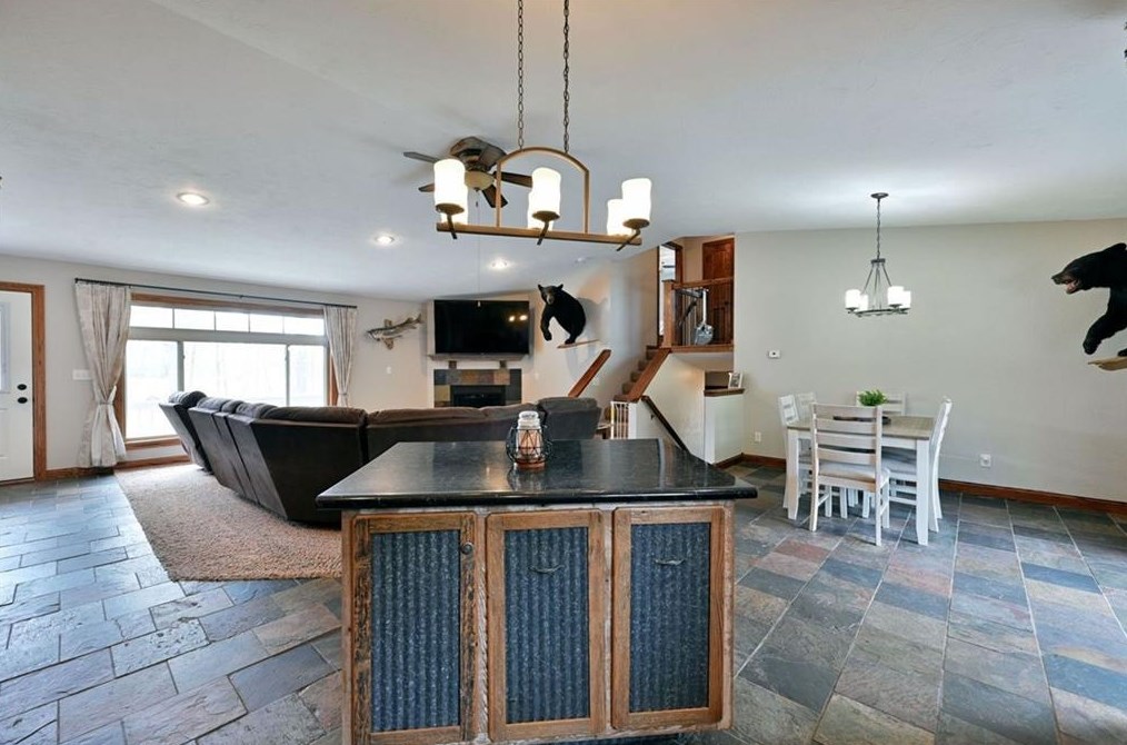 6460 Ojibwa Rd, Spooner WI  54801 exterior