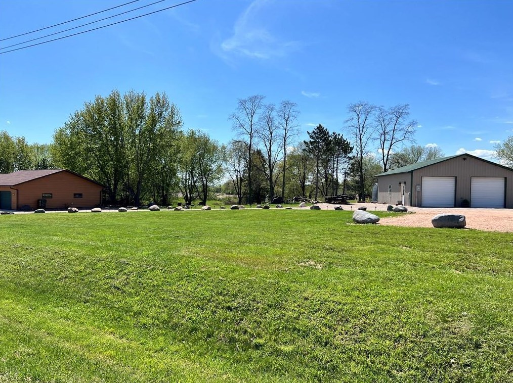 2392 23rd St, Canton WI 54868-8716 exterior