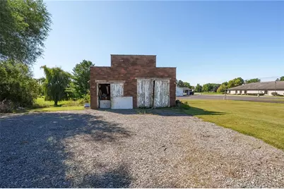 693 E Main Street, Mondovi, WI 54755 - Photo 35