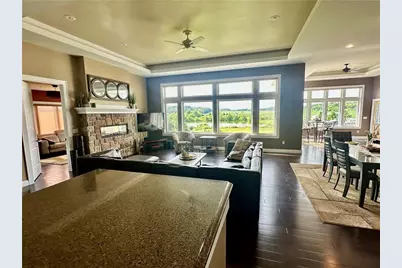 1747 E Drinkman Lane, Eau Claire, WI 54701 - Photo 7