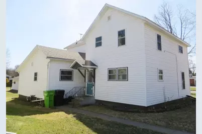 201 E School Street #1&amp;2, Thorp, WI 54771 - Photo 5