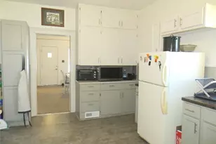 201 E School Street #1&amp 2, Thorp, WI 54771 - Photo 15