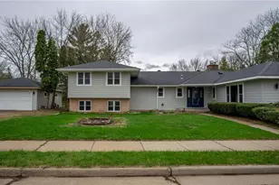 1413 E Clairemont Ave, Eau Claire, WI 54701 - Photo 1