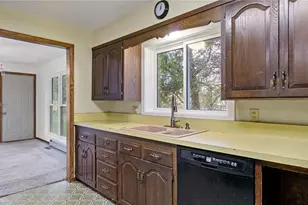 1413 E Clairemont Ave, Eau Claire, WI 54701 - Photo 17