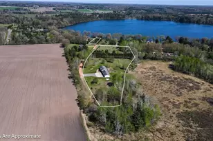 169003 Shorewood Dr, Rosholt, WI 54473 - Photo 3