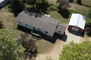 W2585 County Rd R, Durand, WI 54736 - Photo 7