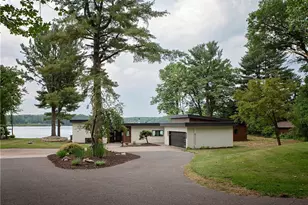 5839 N Shore Dr, Eau Claire, WI 54703 - Photo 3